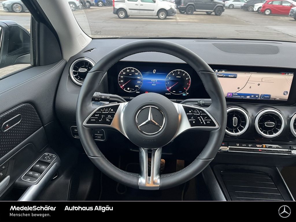 Mercedes-Benz GLA 180 2024