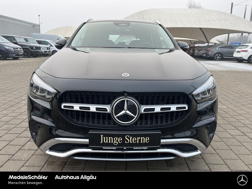 Mercedes-Benz GLA 180 2024