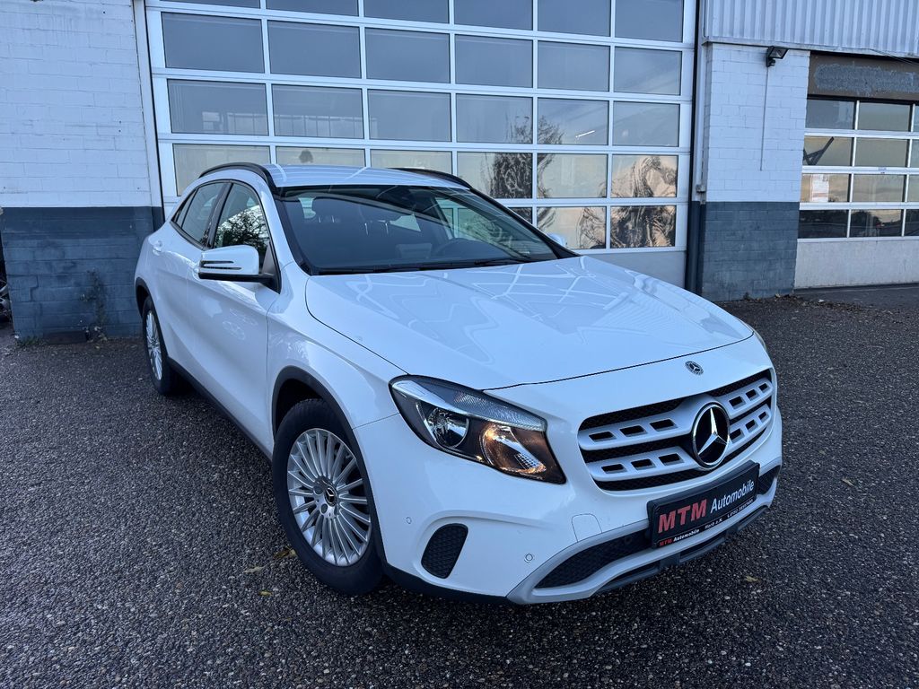 Mercedes-Benz GLA 200 2019