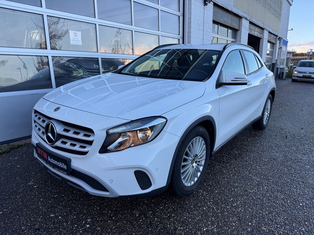 Mercedes-Benz GLA 200 2019