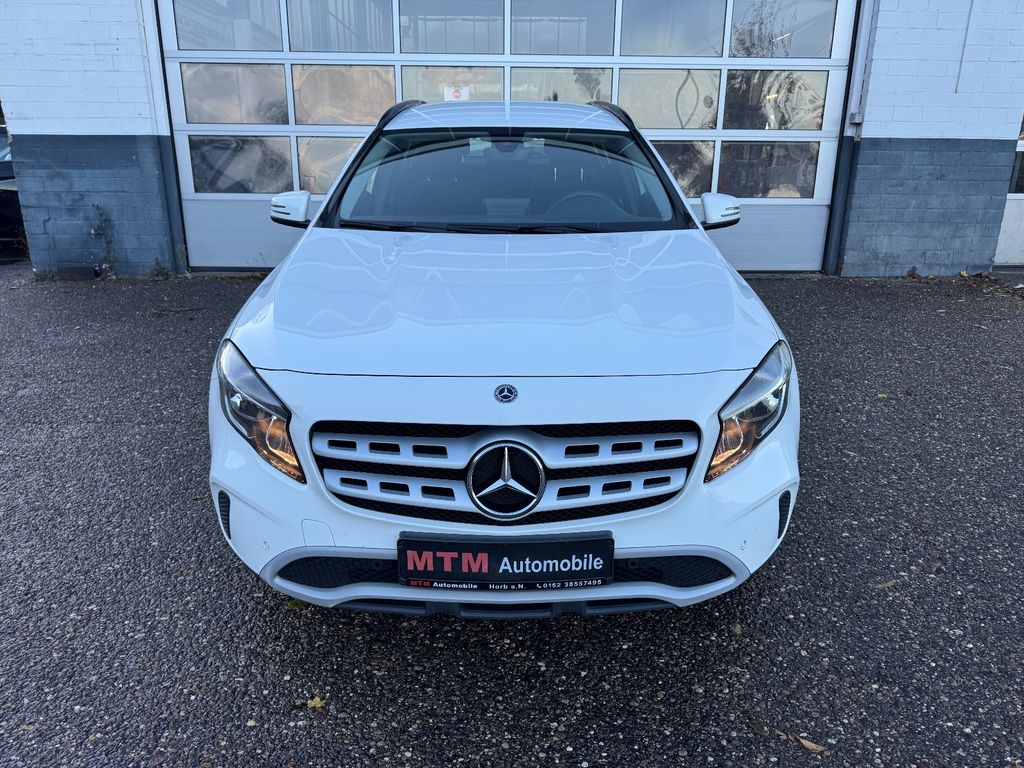 Mercedes-Benz GLA 200 2019