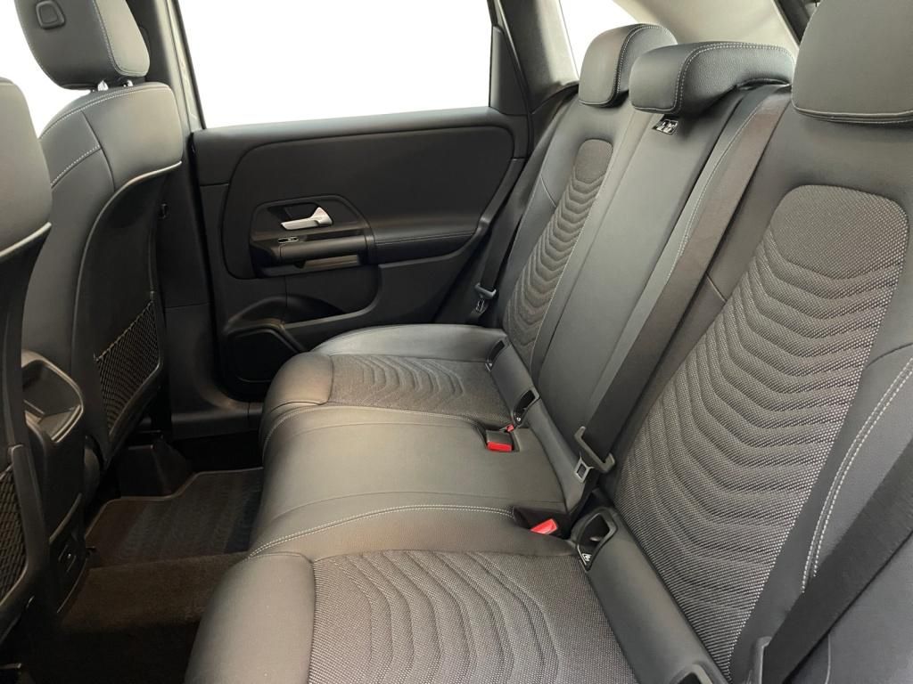 Mercedes-Benz B 200 2022