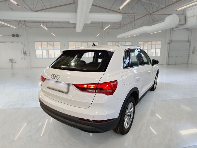 Audi Q3 2021
