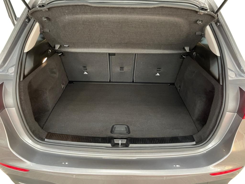 Mercedes-Benz B 200 2022