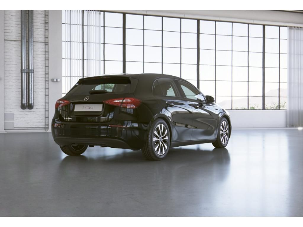 Mercedes-Benz A 250 2022