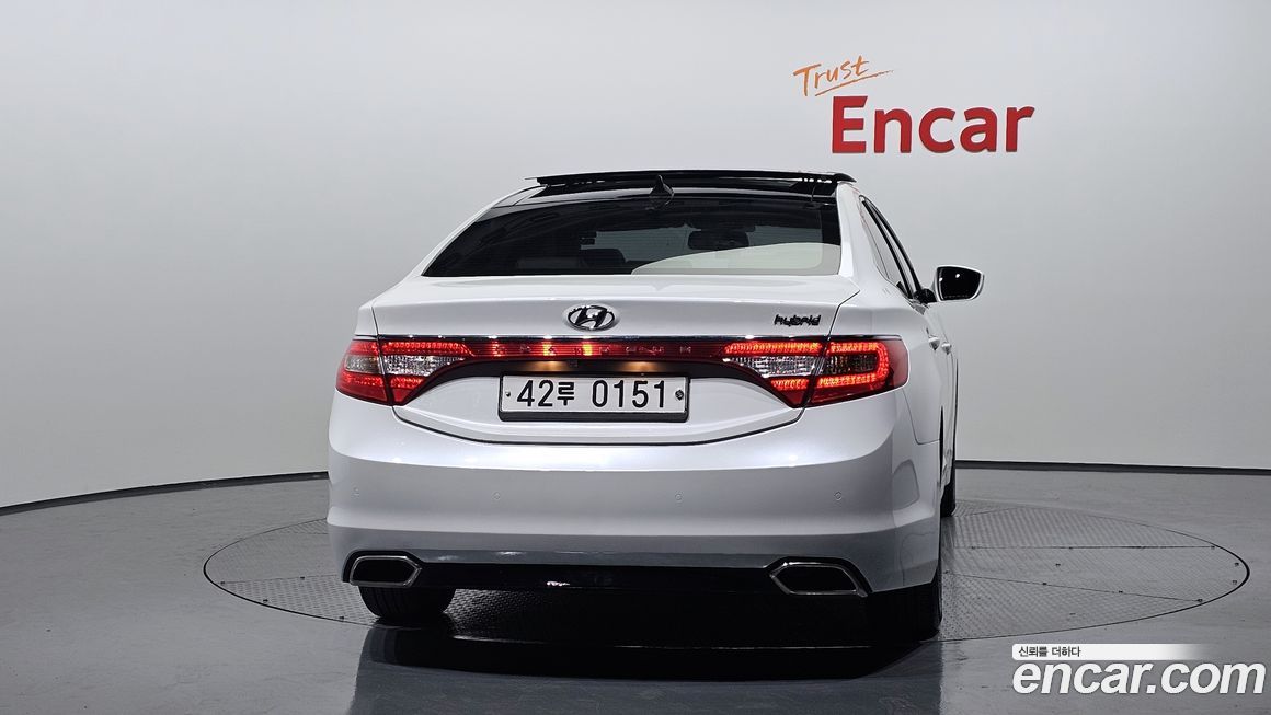 Hyundai Grandeur 2016