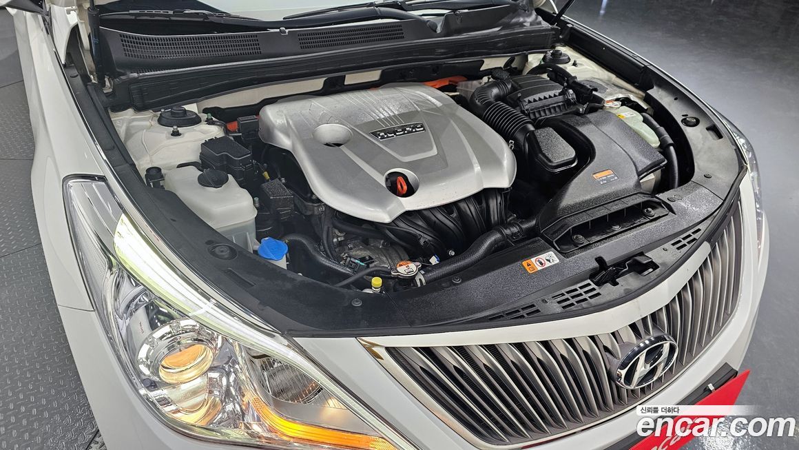 Hyundai Grandeur 2016