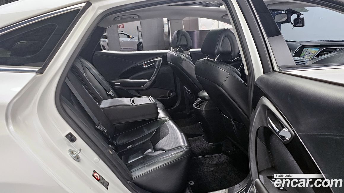 Hyundai Grandeur 2016