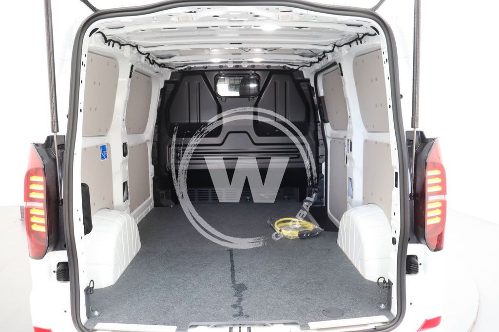 Volkswagen T7 Transporter