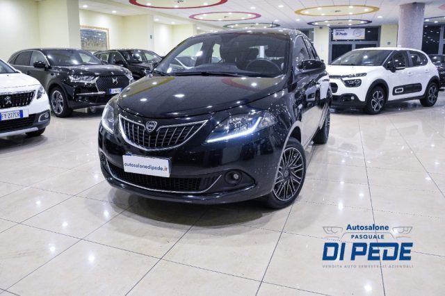 Lancia Ypsilon 2023