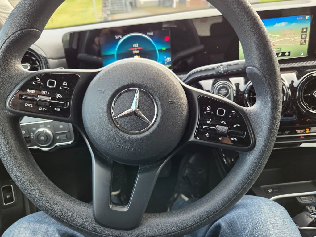 Mercedes-Benz A 250 2021