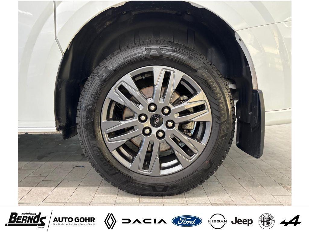 Ford Tourneo Custom 2025