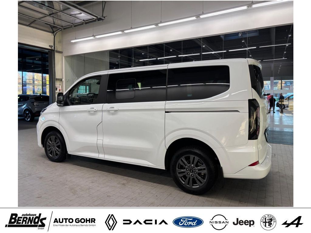 Ford Tourneo Custom 2025