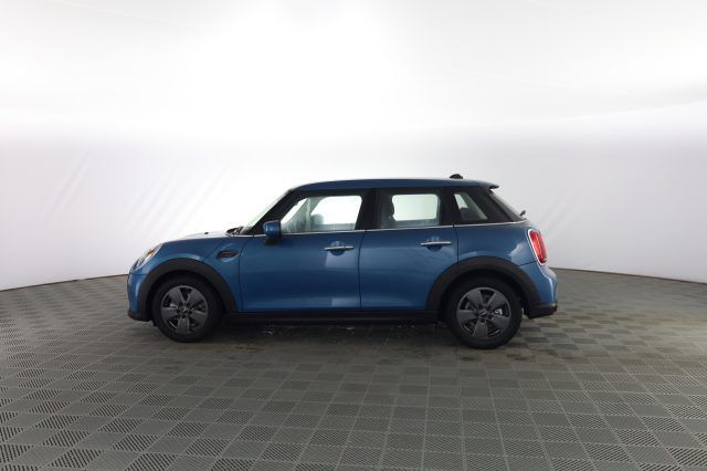 MINI ONE 2021