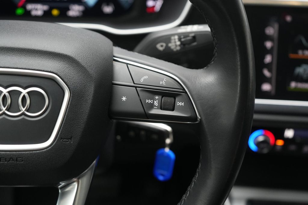 Audi Q3 2021
