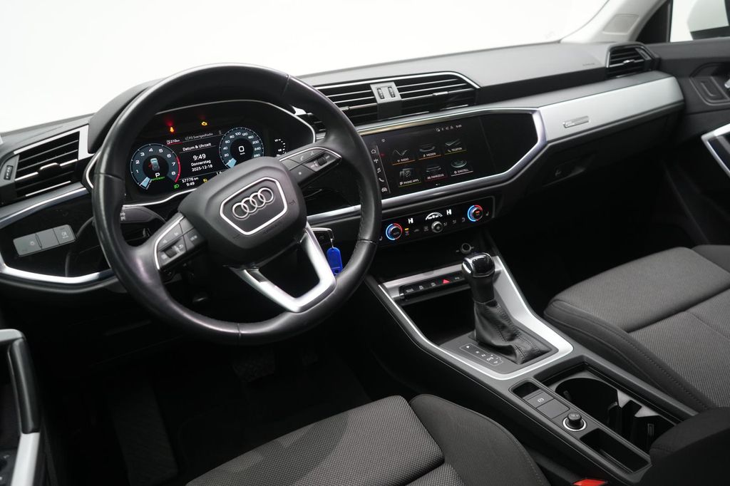 Audi Q3 2021