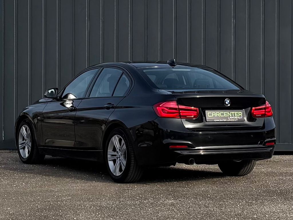 BMW 318 2016