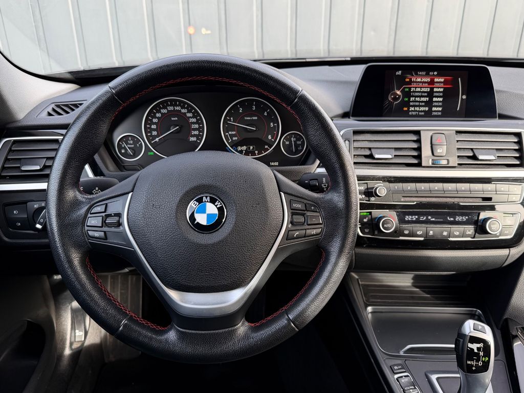 BMW 318 2016