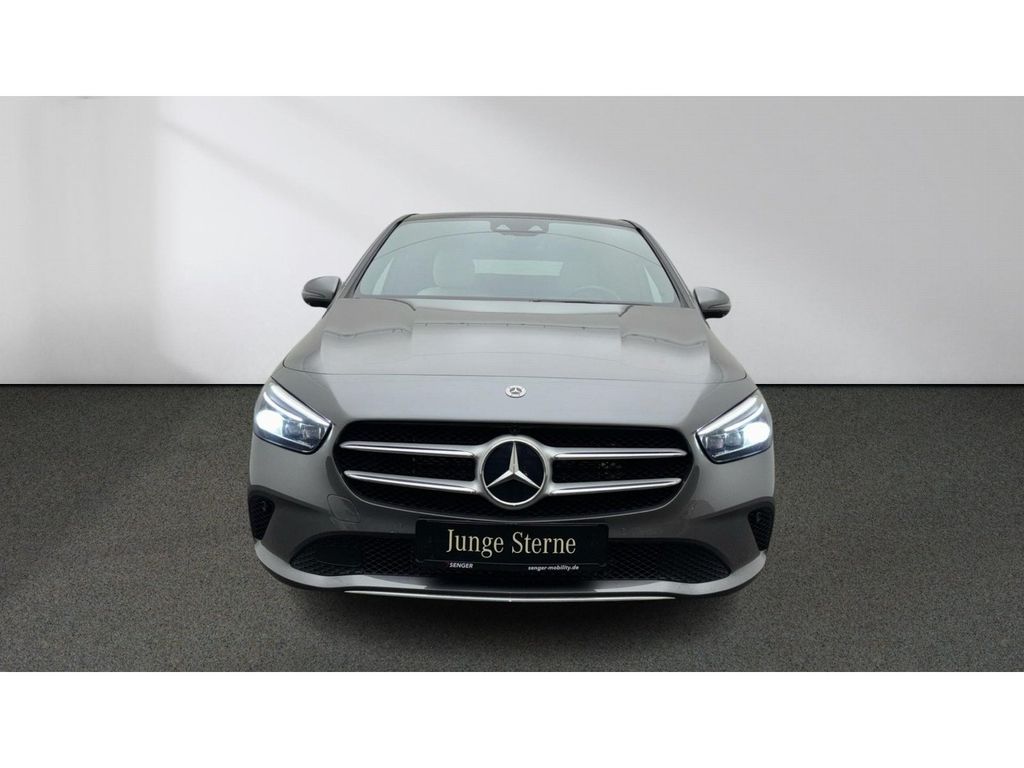 Mercedes-Benz B 250 2022