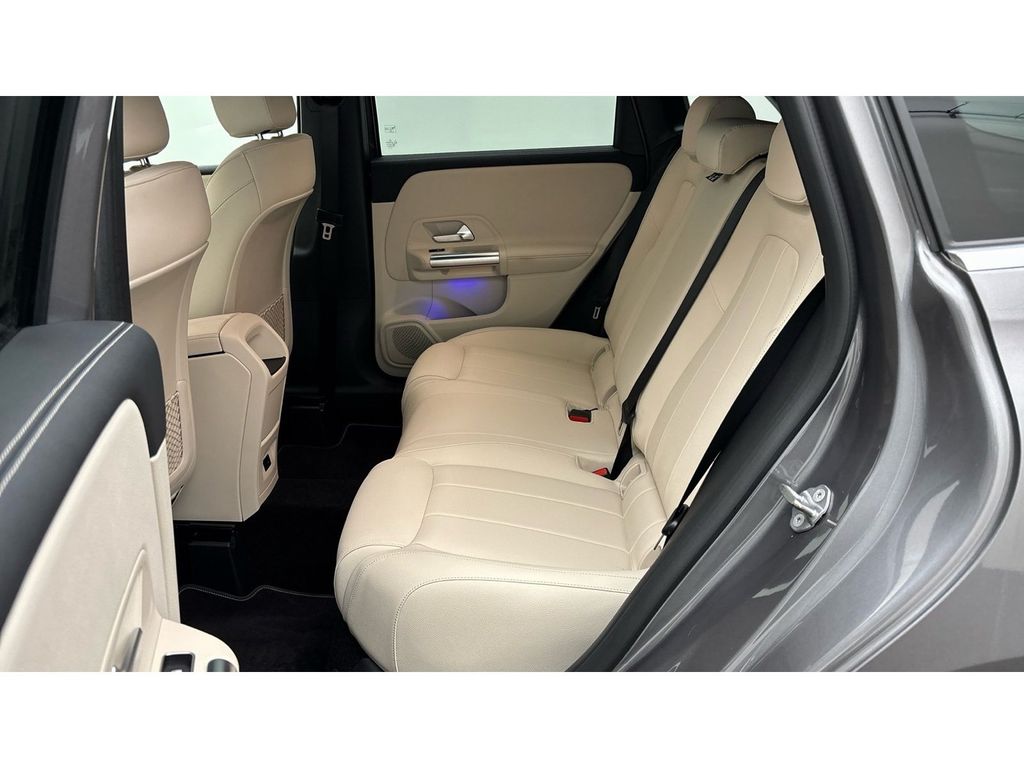 Mercedes-Benz B 250 2022