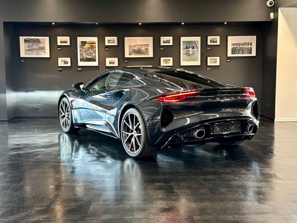 Lotus Emira 2025