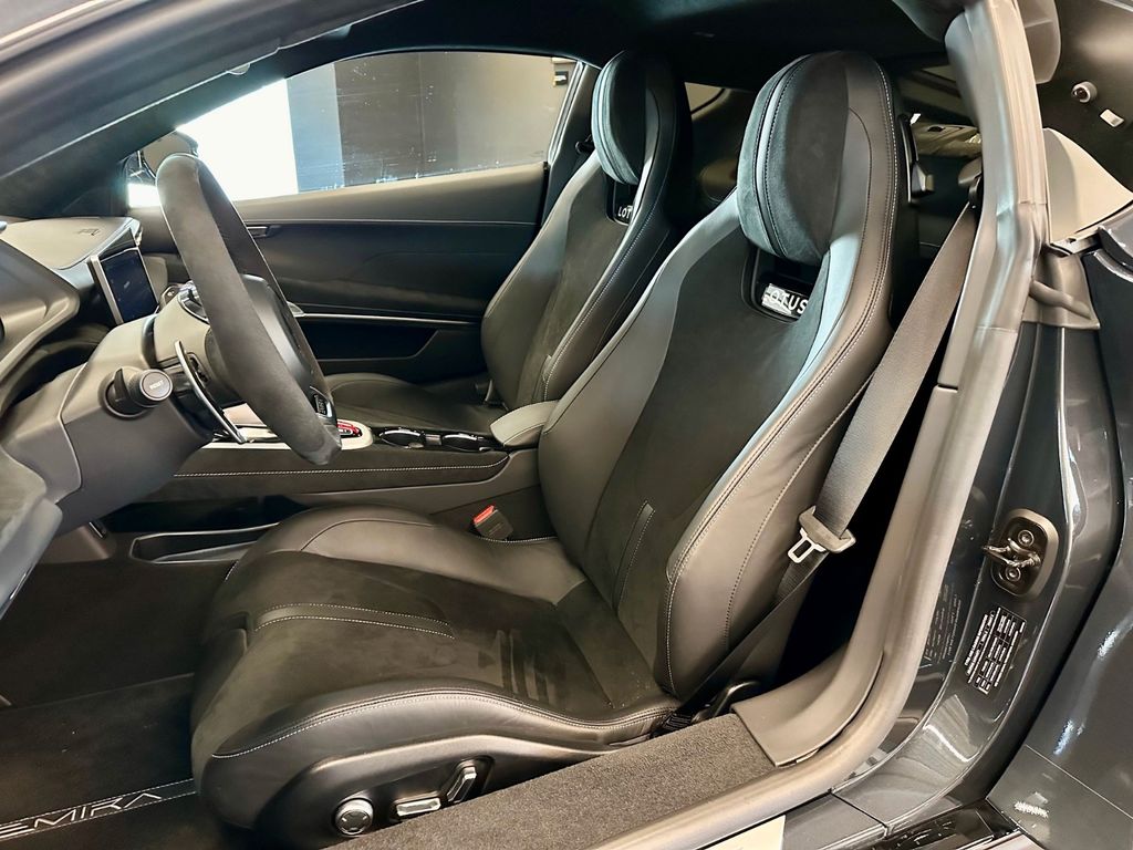Lotus Emira 2025