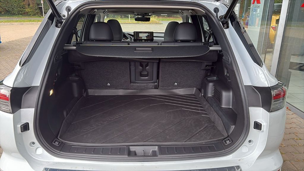 Mitsubishi Outlander 2025