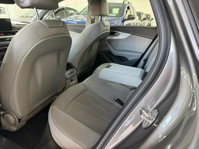 Audi A4 2021
