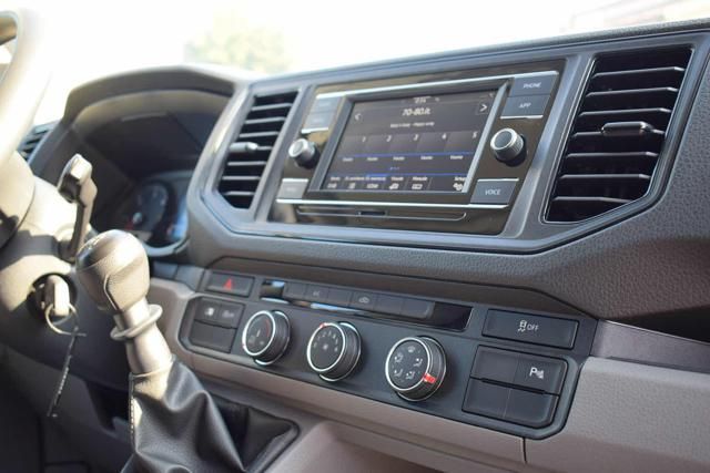 Volkswagen Crafter 2024