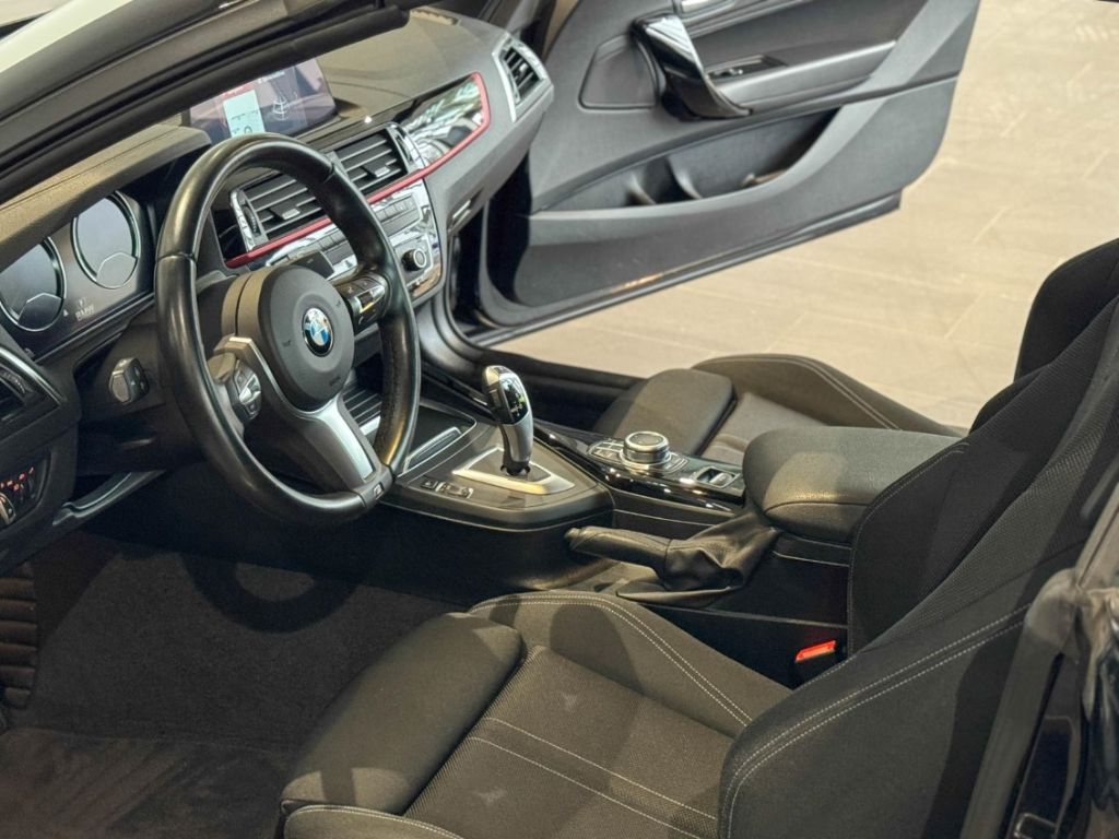 BMW 218 2021