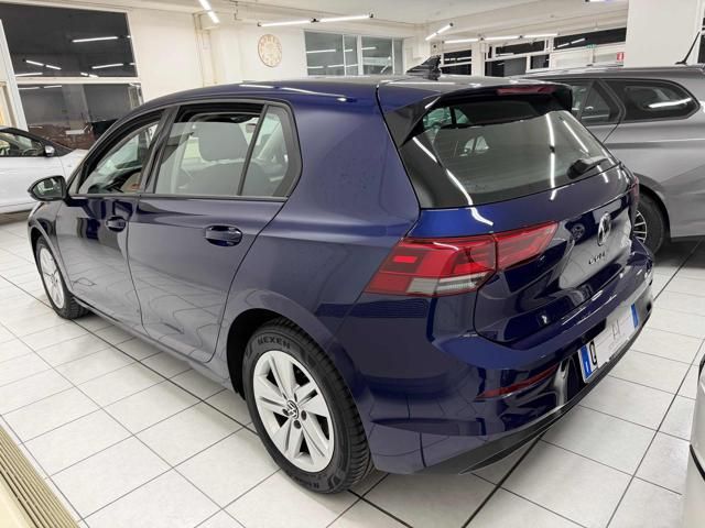 Volkswagen Golf 2021