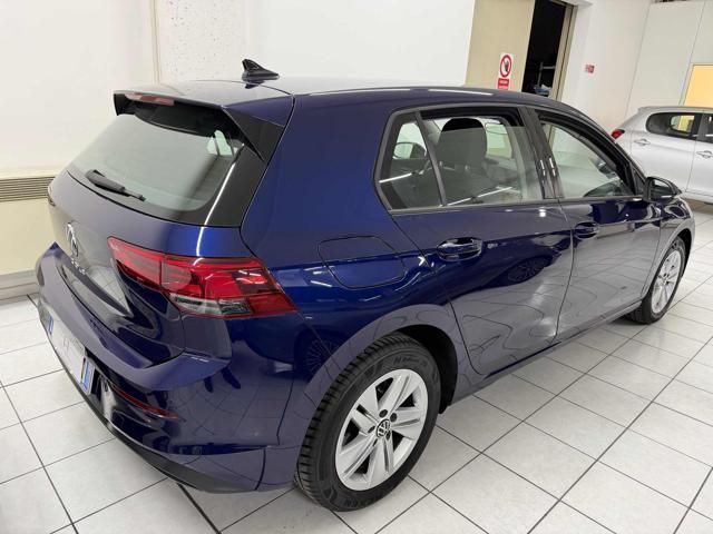 Volkswagen Golf 2021