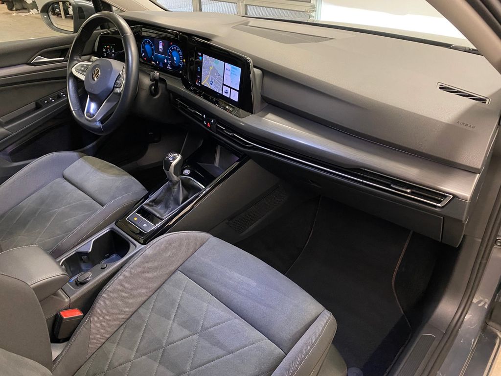 Volkswagen Golf 2022