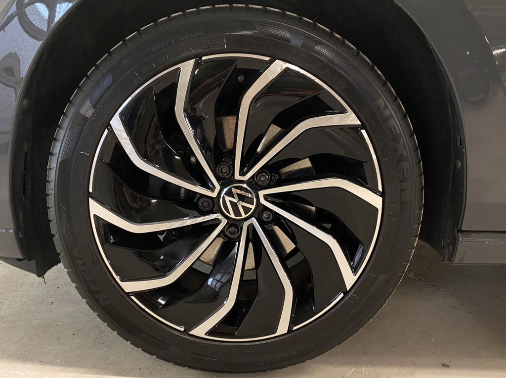 Volkswagen Golf 2022