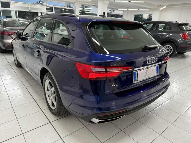 Audi A4 2021