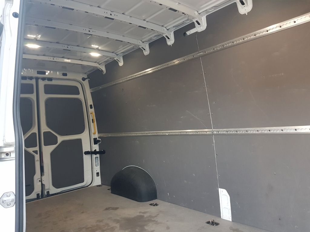 Volkswagen Crafter 2023