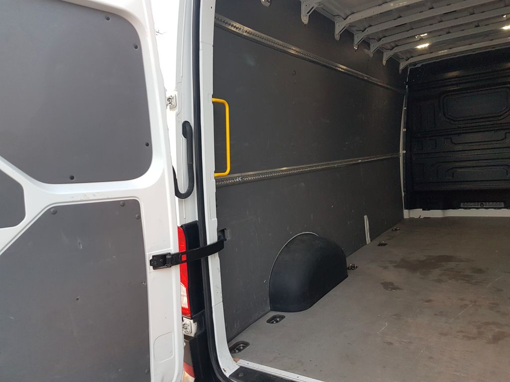 Volkswagen Crafter 2023