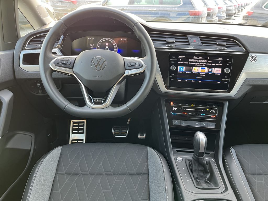 Volkswagen Touran 2025
