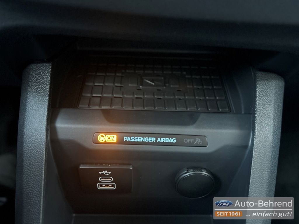 Ford Tourneo Courier 2026