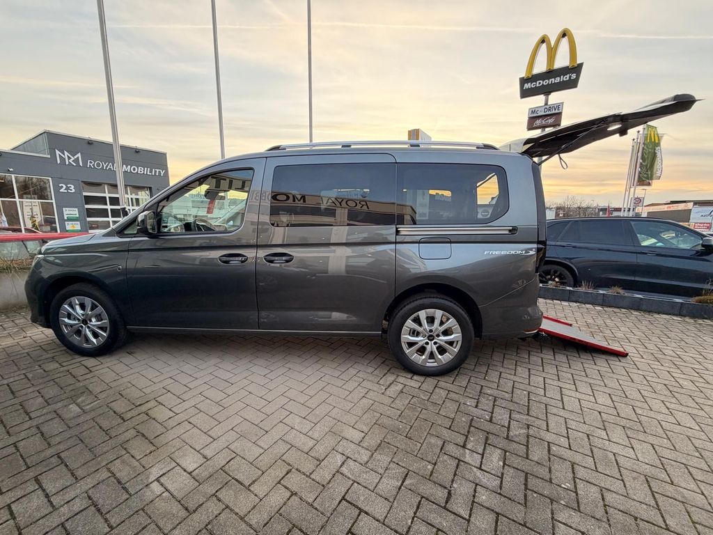 Ford Grand Tourneo