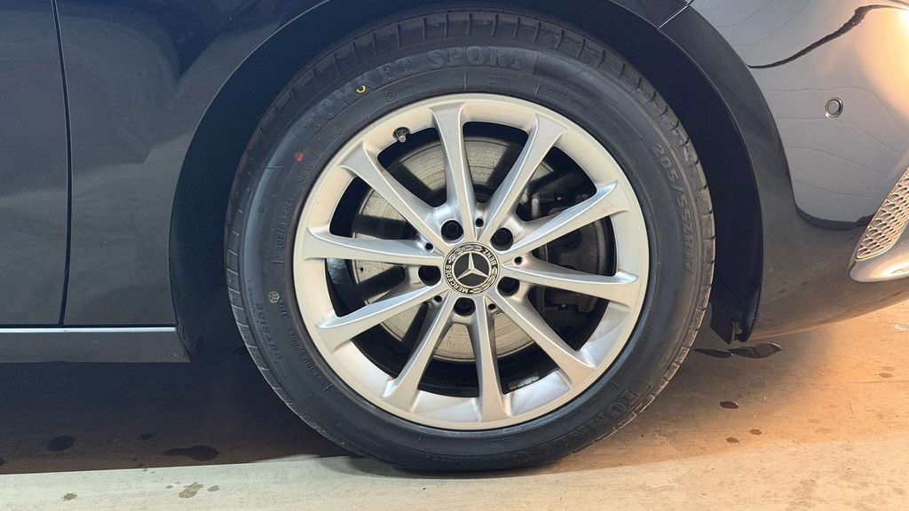 Mercedes-Benz A 250 2022