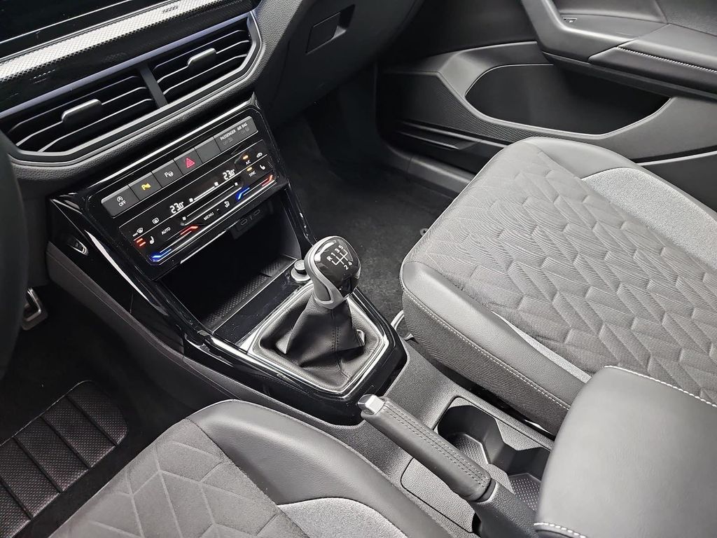 Volkswagen T-Cross 2025