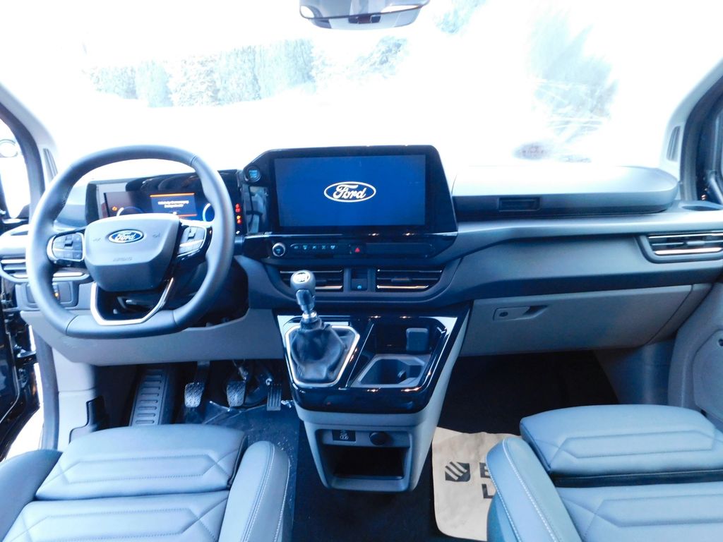 Ford Tourneo Custom 2026