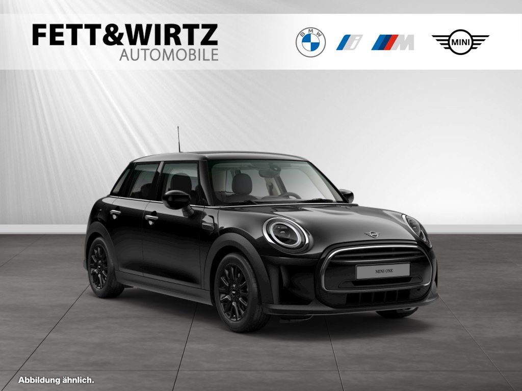 MINI ONE 2022