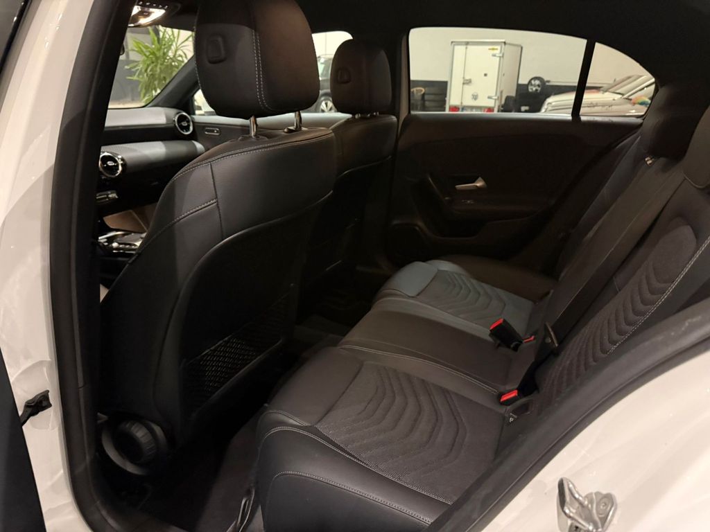 Mercedes-Benz A 180 2022