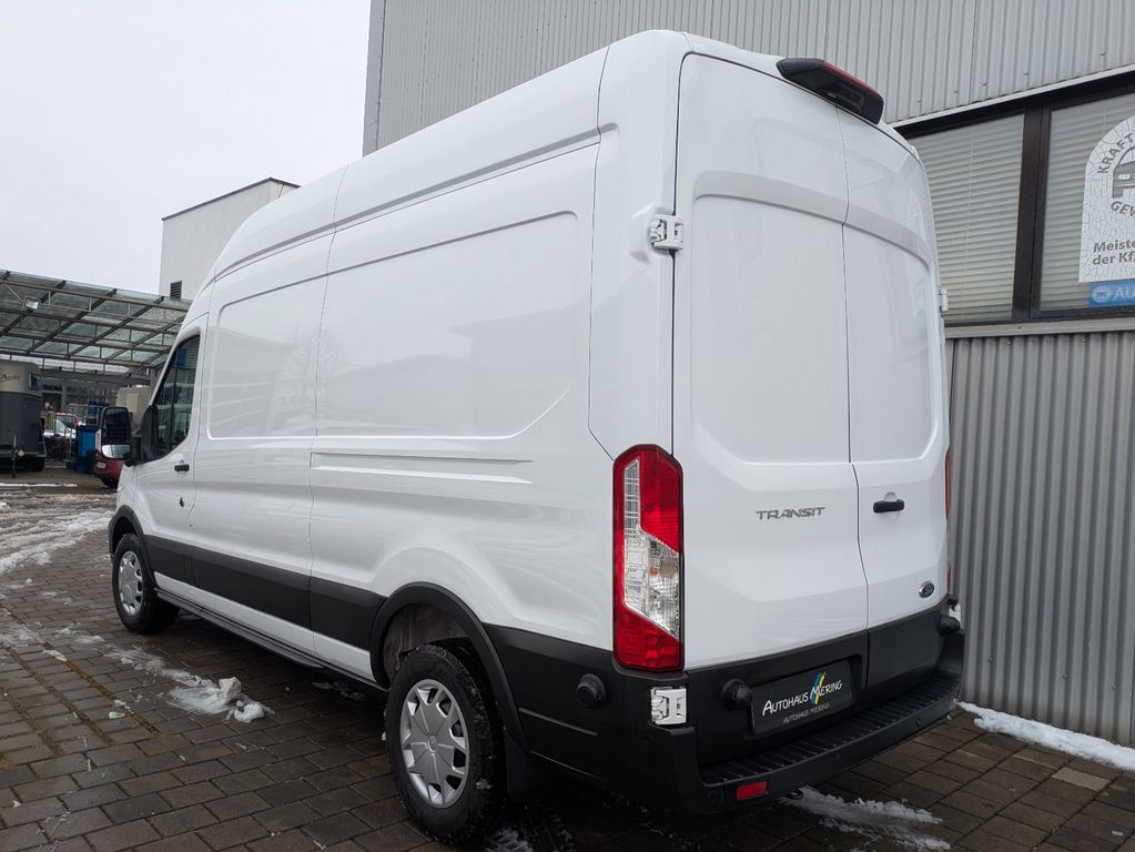 Ford Transit 2024
