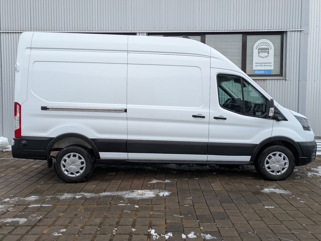 Ford Transit 2024