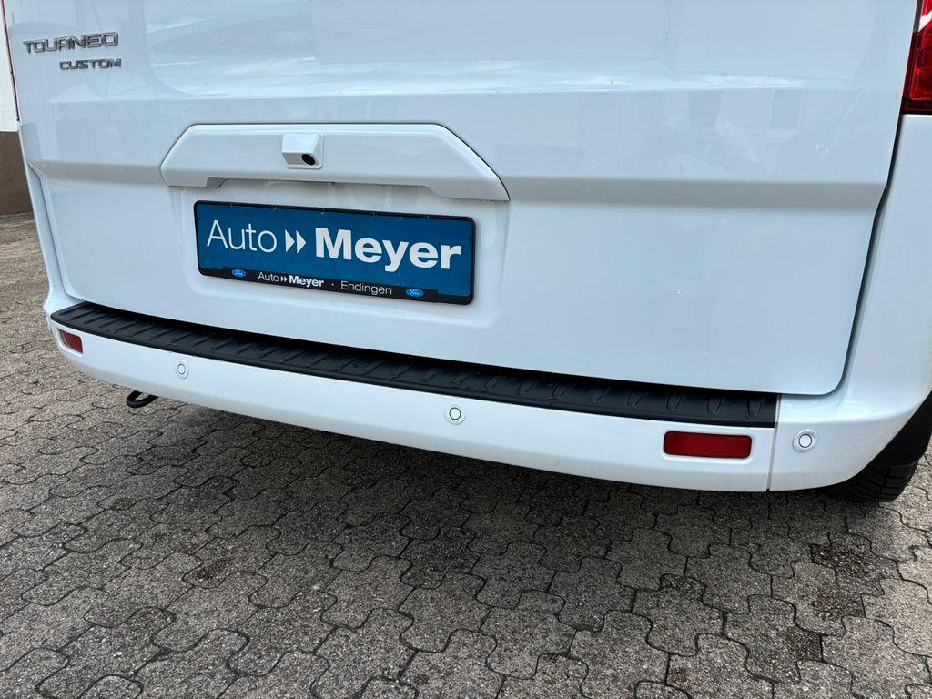 Ford Tourneo Custom 2023