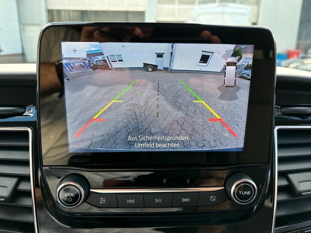 Ford Tourneo Custom 2023