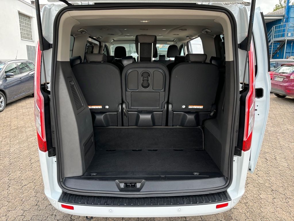 Ford Tourneo Custom 2023